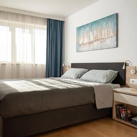 Humagum Sea View - Garden Palace