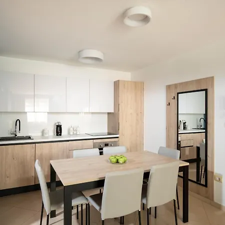 Apartament Humagum Sea View - Garden Palace Umag