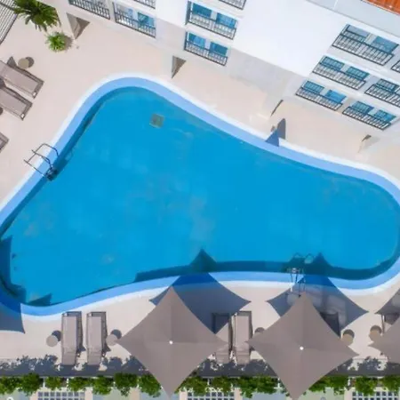 Apartment Humagum Sea View - Garden Palace *